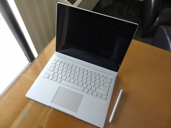 SurfaceBook03